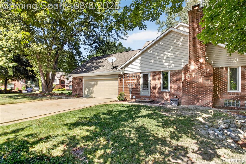 42151 Woodcreek Lane Property Photo 37
