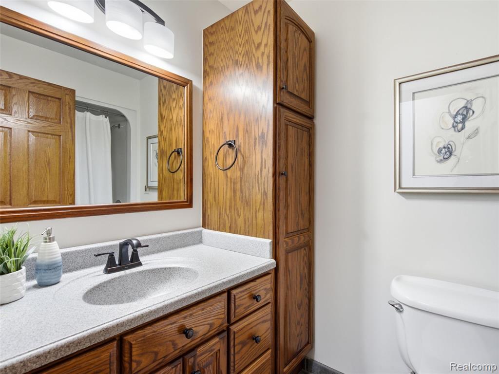 1010 Genesee Drive Property Photo 37