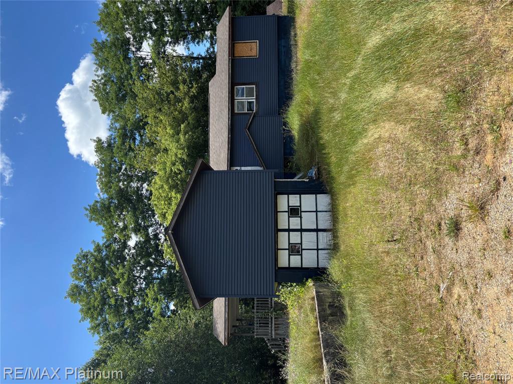 9661 Townley Road Property Photo 3