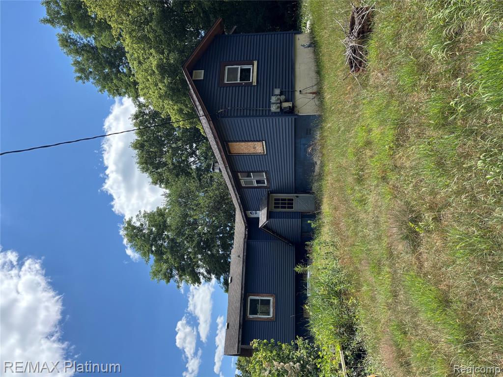 9661 Townley Road Property Photo 4