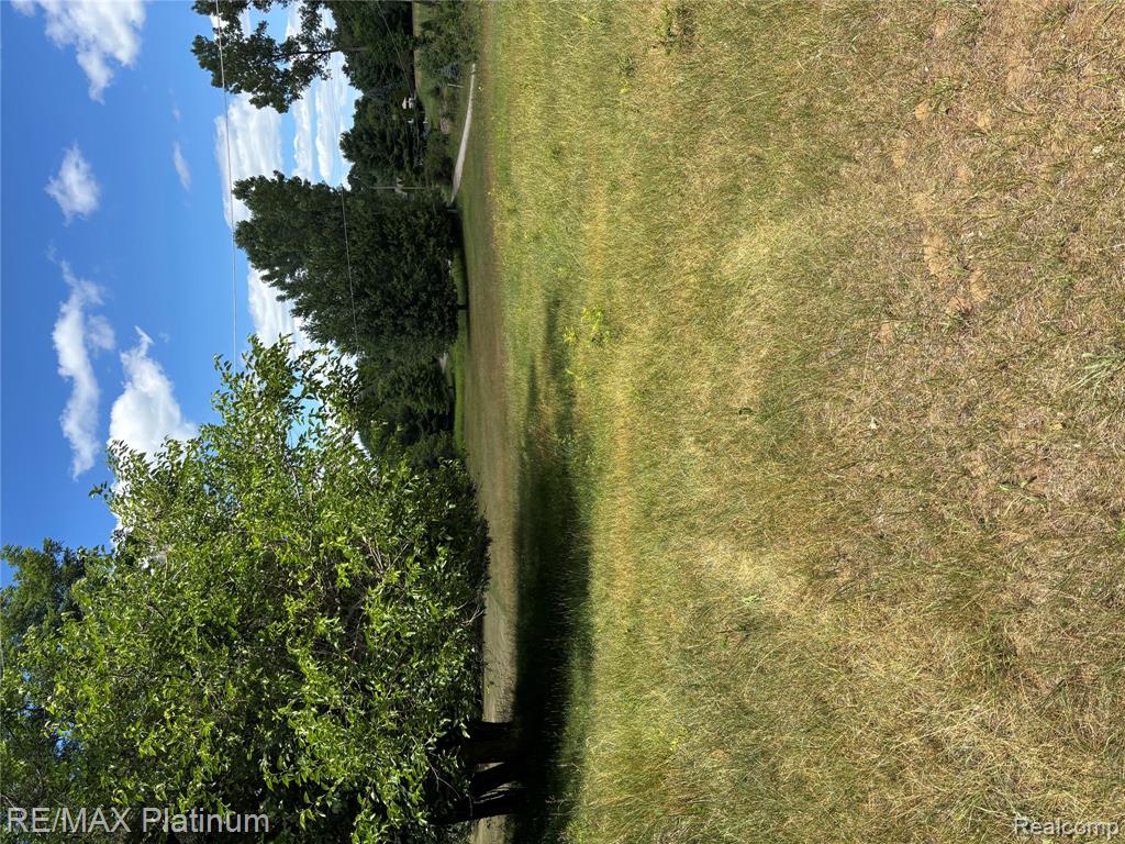 9661 Townley Road Property Photo 6