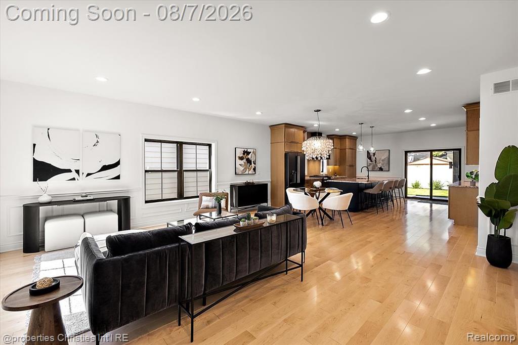 1935 Brookwood Avenue Property Photo 5