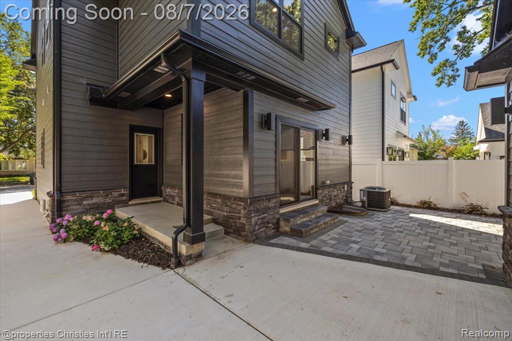 1935 Brookwood Avenue Property Photo 46