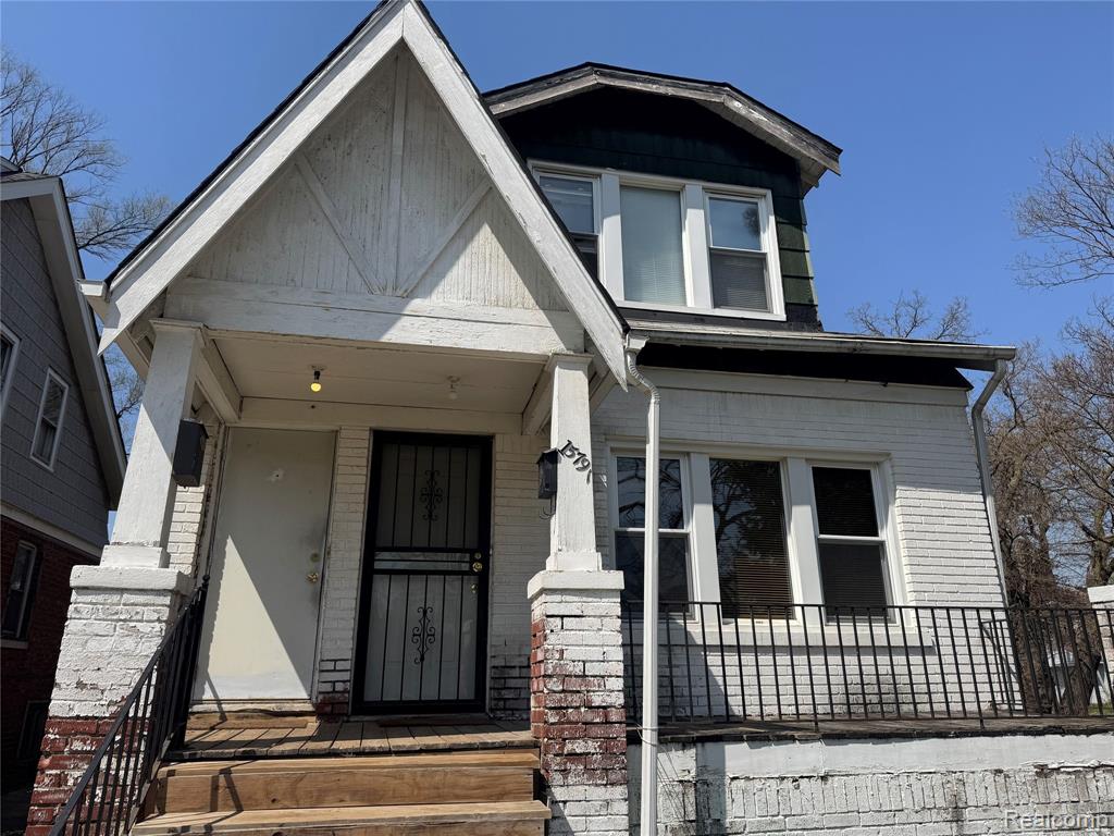 15791 Cherrylawn Street Property Photo 1