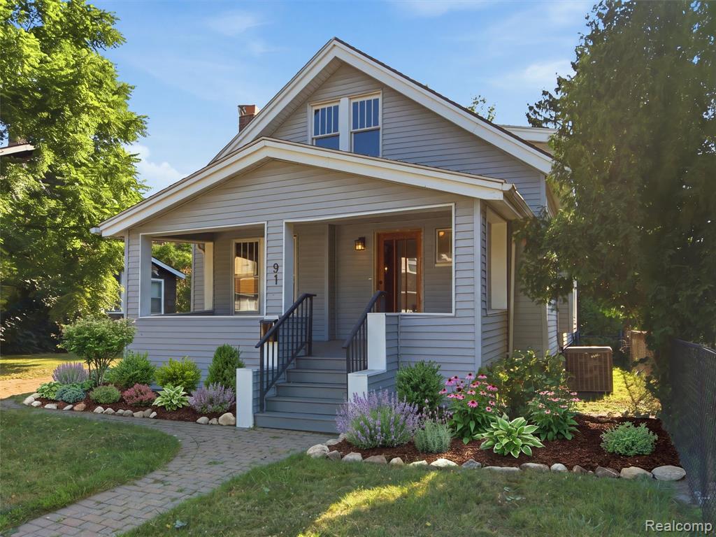 91 Oneida Street Property Photo 1
