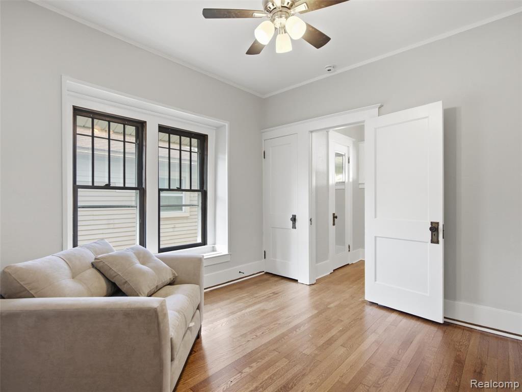 91 Oneida Street Property Photo 14
