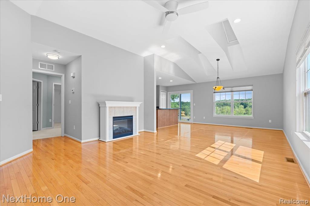 10083 Ridge Run Street Property Photo 7
