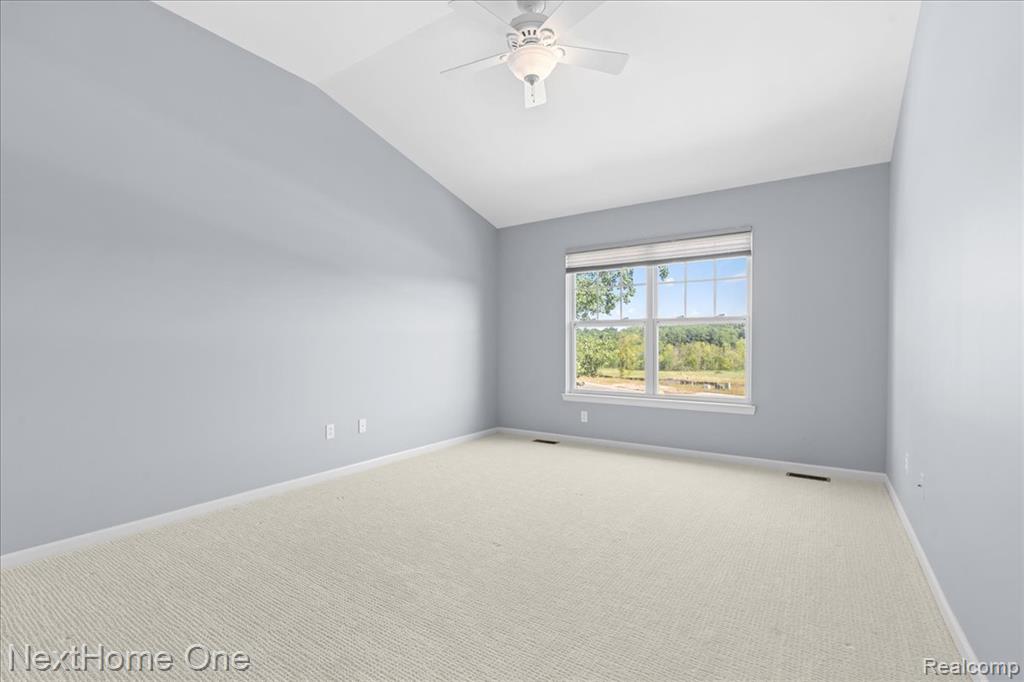 10083 Ridge Run Street Property Photo 9