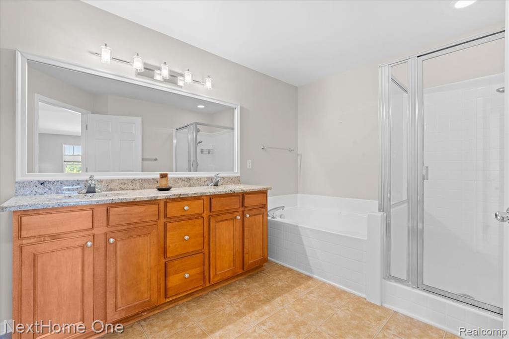 10083 Ridge Run Street Property Photo 14