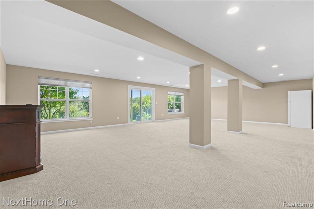 10083 Ridge Run Street Property Photo 18