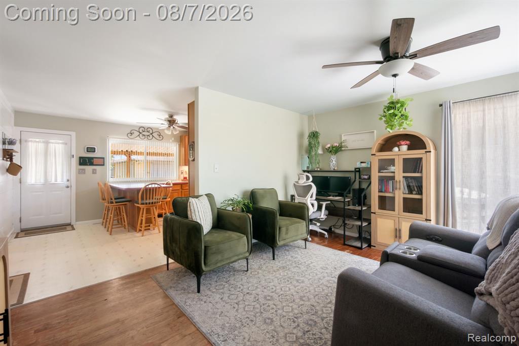 34520 Sandwood Drive Property Photo 3