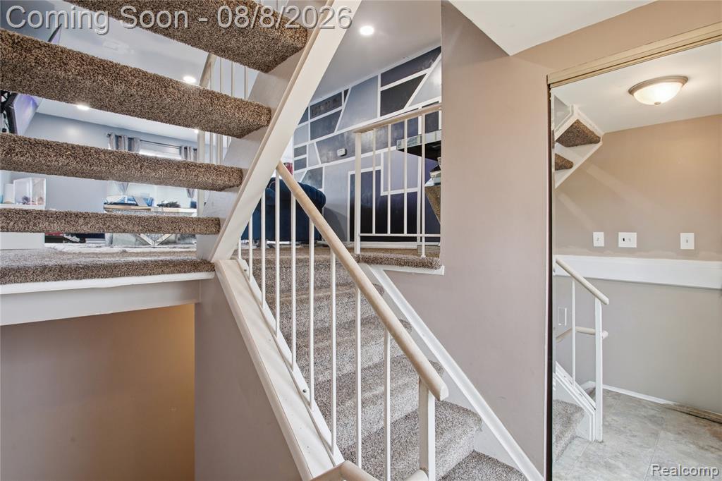 20350 Weybridge Street Property Photo 3