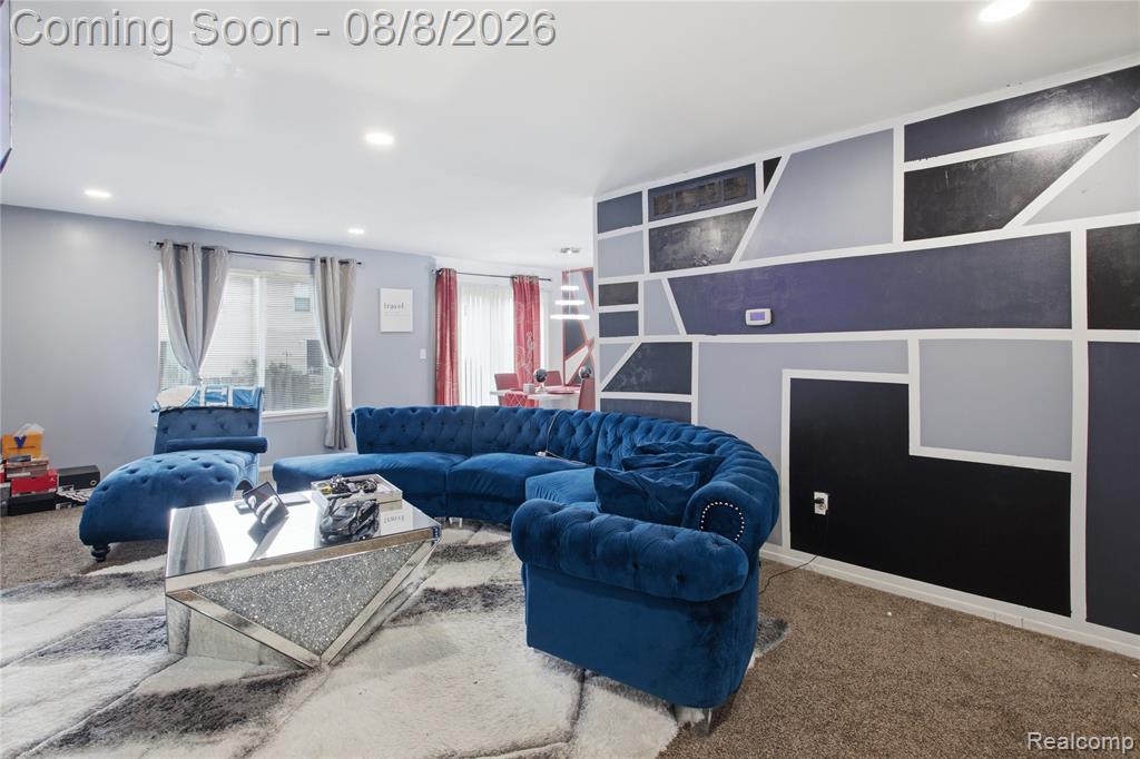20350 Weybridge Street Property Photo 15