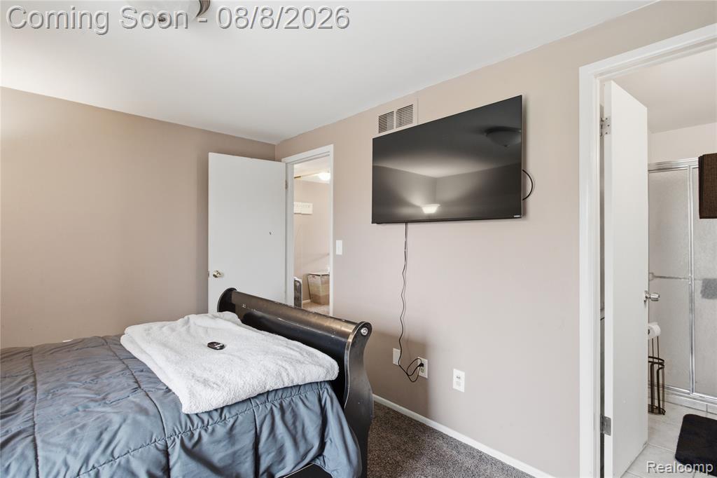 20350 Weybridge Street Property Photo 24