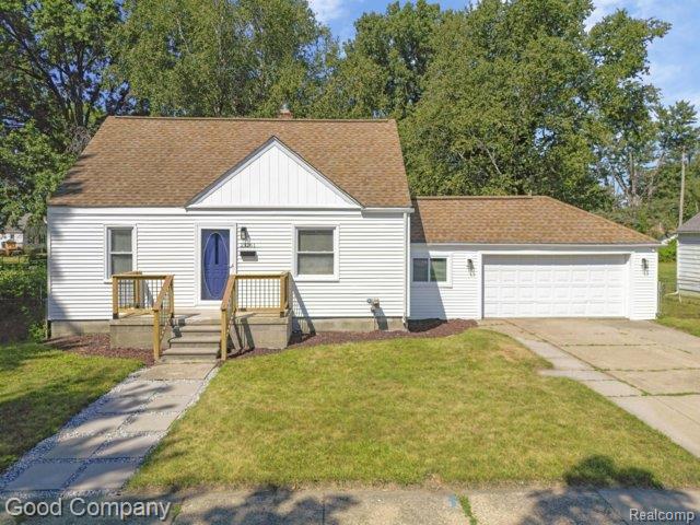 23161 Hill Avenue Property Photo 1
