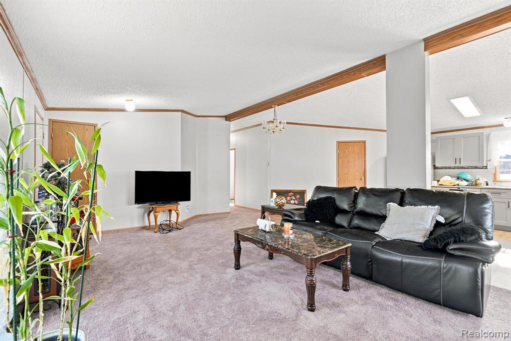 2390 Lakeshore Road Property Photo 53