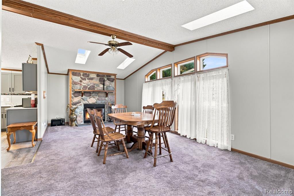 2390 Lakeshore Road Property Photo 54