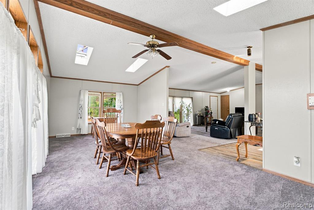 2390 Lakeshore Road Property Photo 56