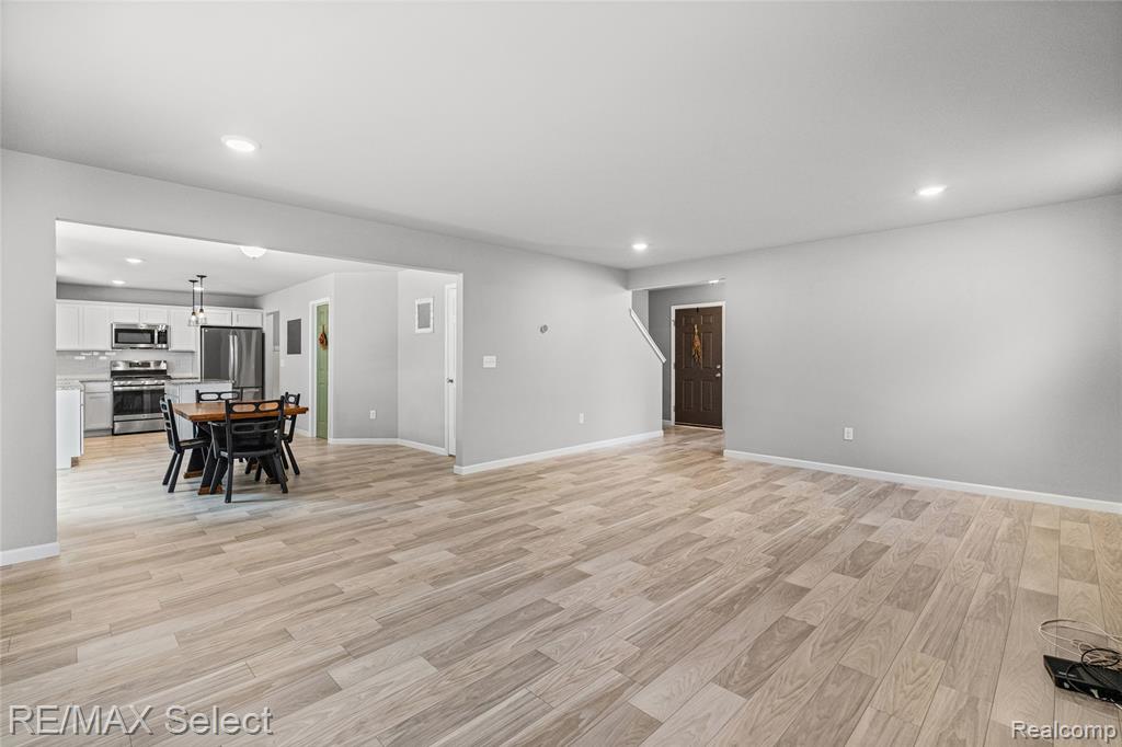 7342 River Rock Drive Property Photo 17