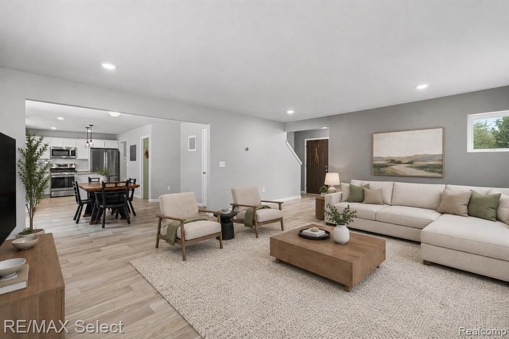 7342 River Rock Drive Property Photo 18