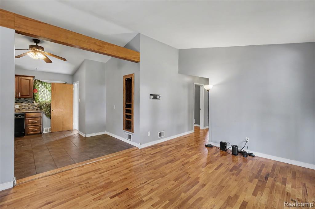 244 Ponchartrain Drive Property Photo 4