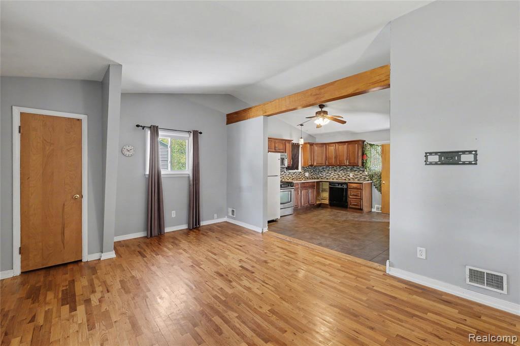 244 Ponchartrain Drive Property Photo 5
