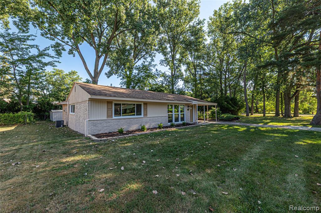 2642 Littletell Avenue Property Photo 6
