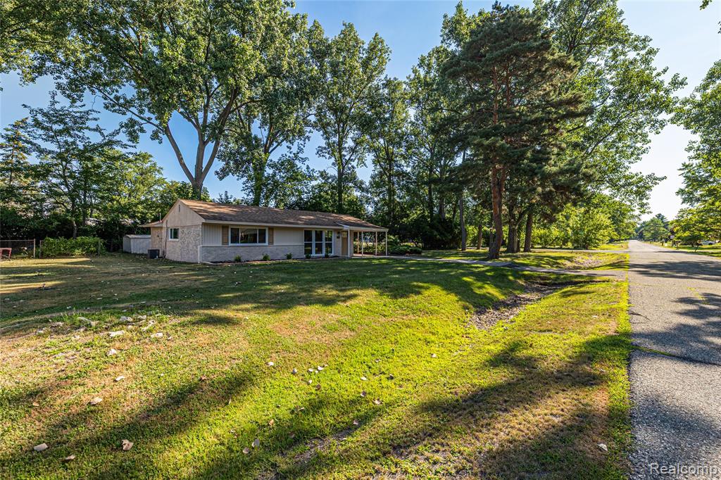 2642 Littletell Avenue Property Photo 31
