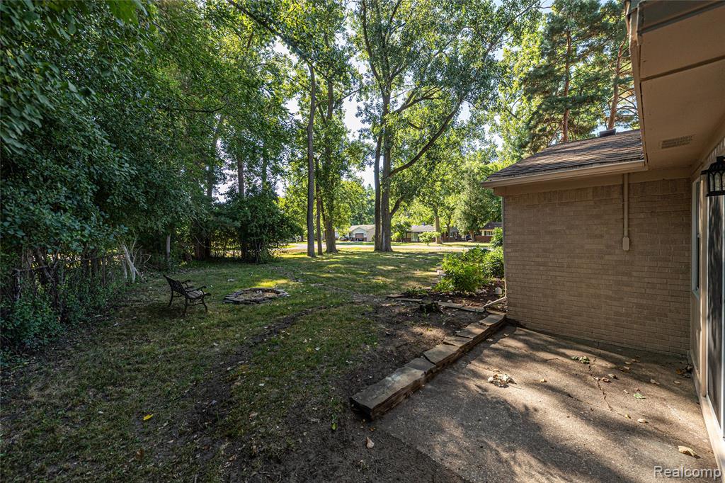 2642 Littletell Avenue Property Photo 36