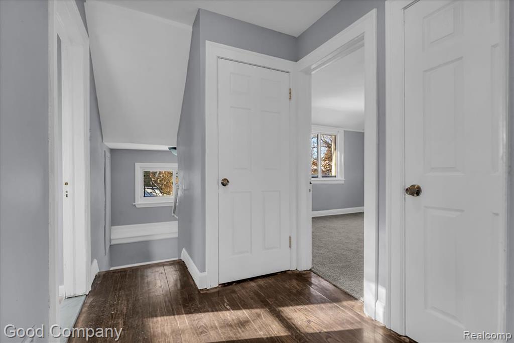 16149 Wisconsin Street Property Photo 14