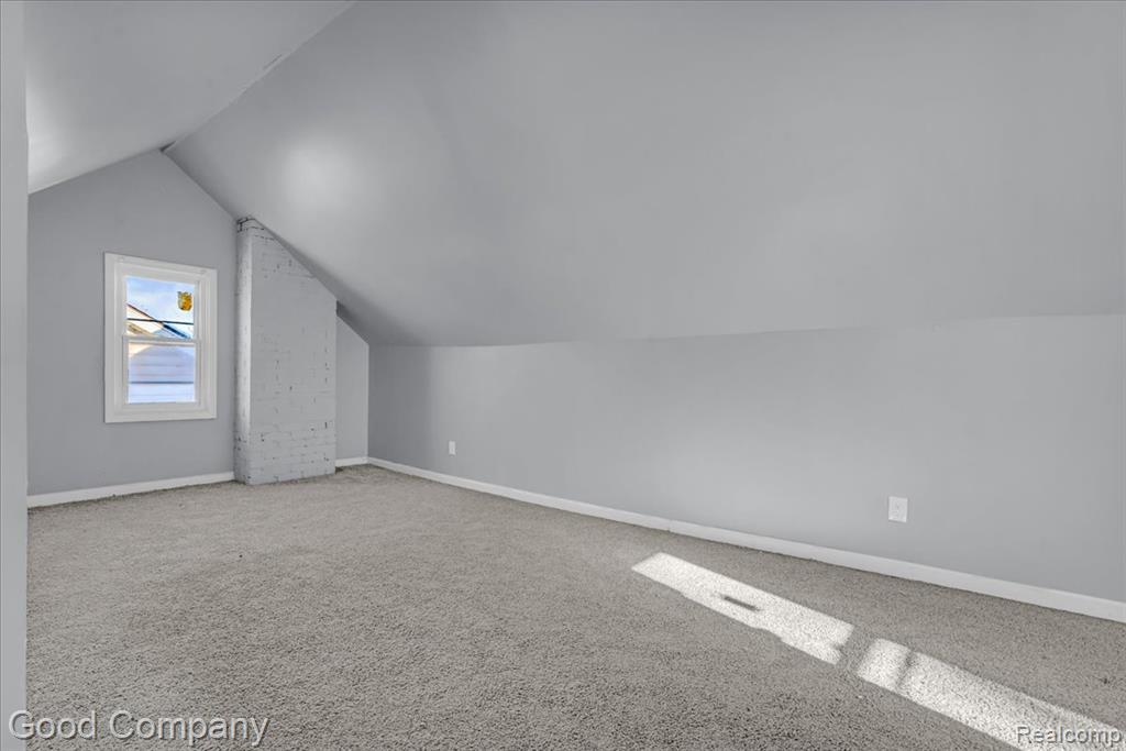16149 Wisconsin Street Property Photo 22