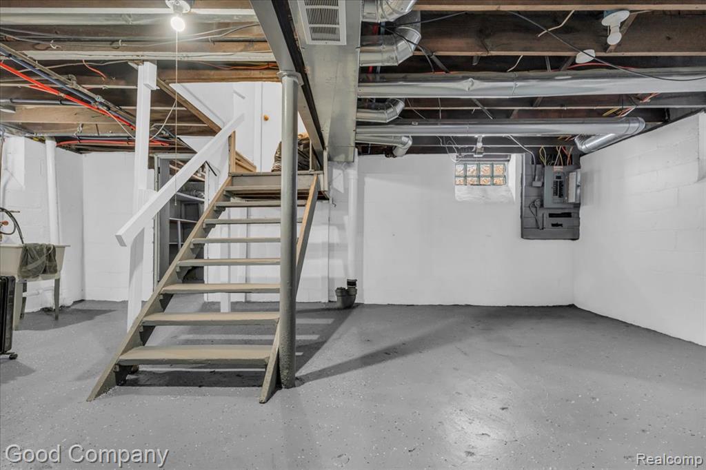 16149 Wisconsin Street Property Photo 25