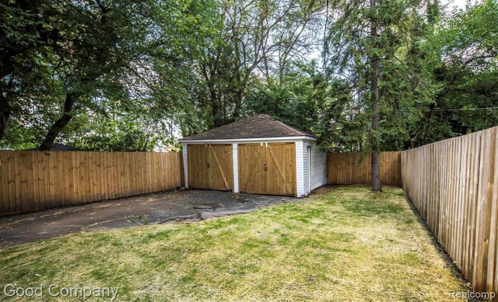 16149 Wisconsin Street Property Photo 31