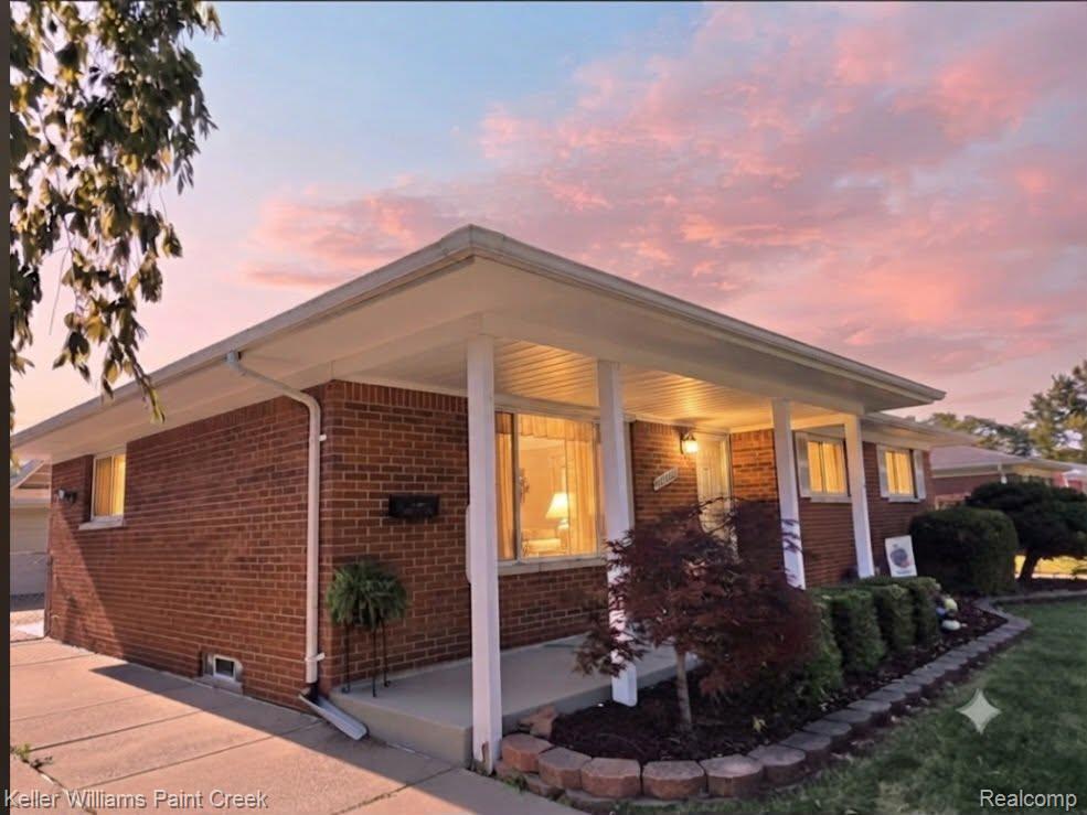 31527 Pinto Drive Property Photo 2