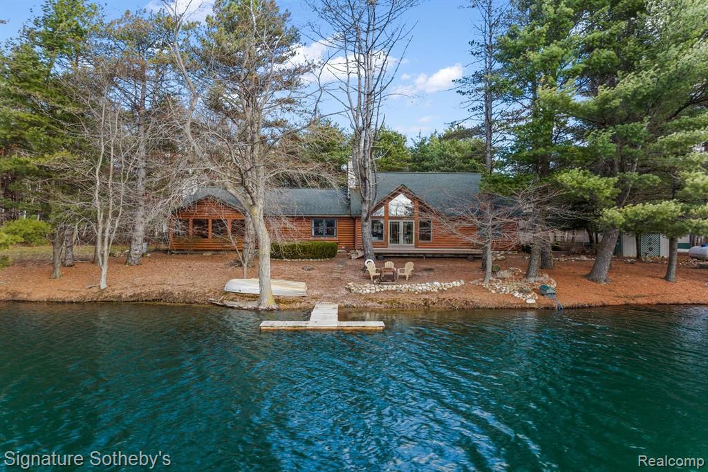 7699 Minnick Road Property Photo 1
