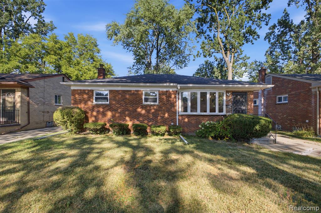 21840 Kenosha Street Property Photo 1