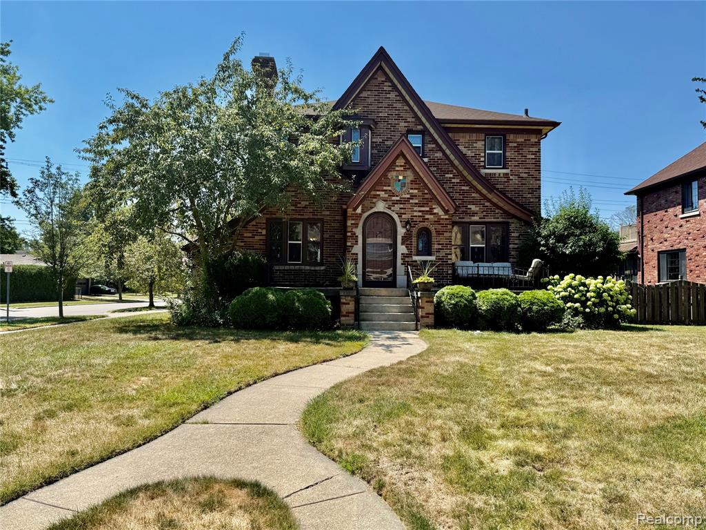 1305 Bedford Road Property Photo 1