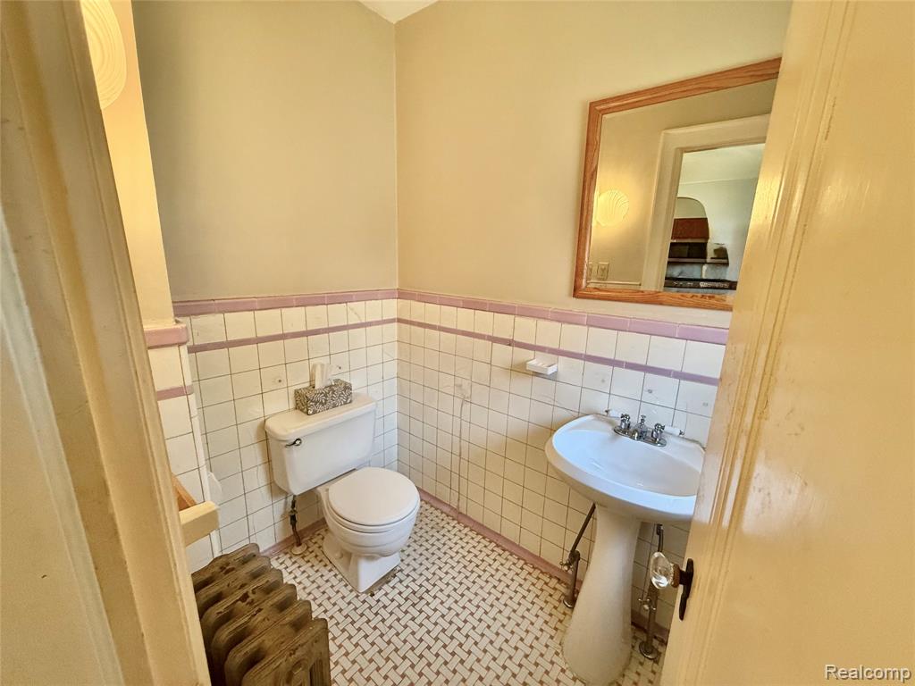 1305 Bedford Road Property Photo 16