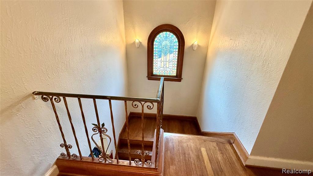 1305 Bedford Road Property Photo 19