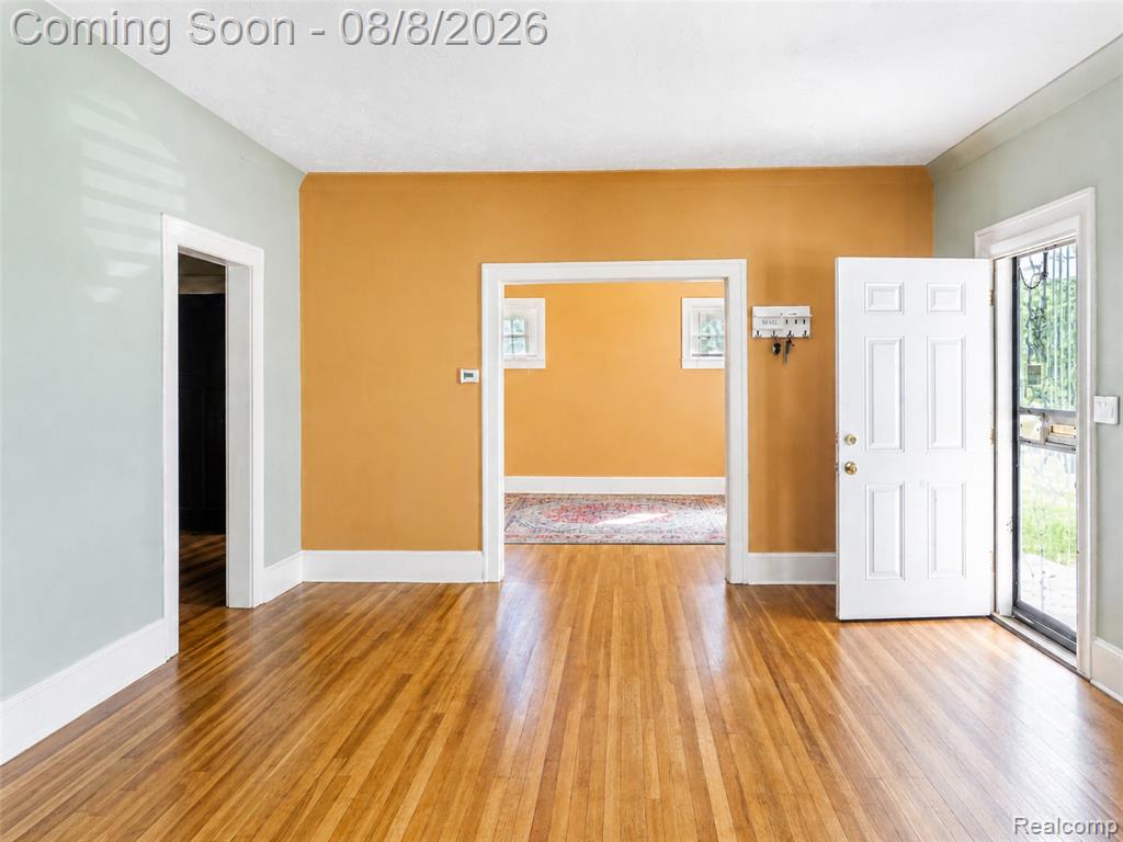 154 Moss Street Property Photo 4