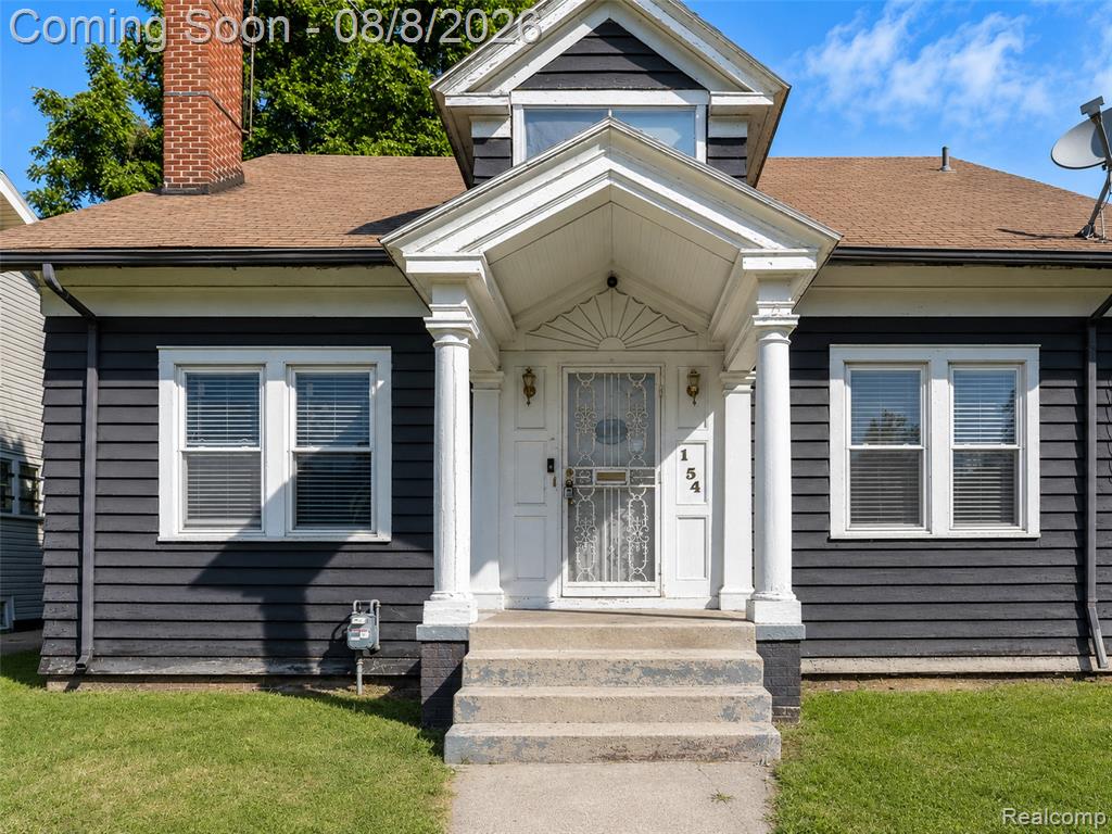 154 Moss Street Property Photo 9