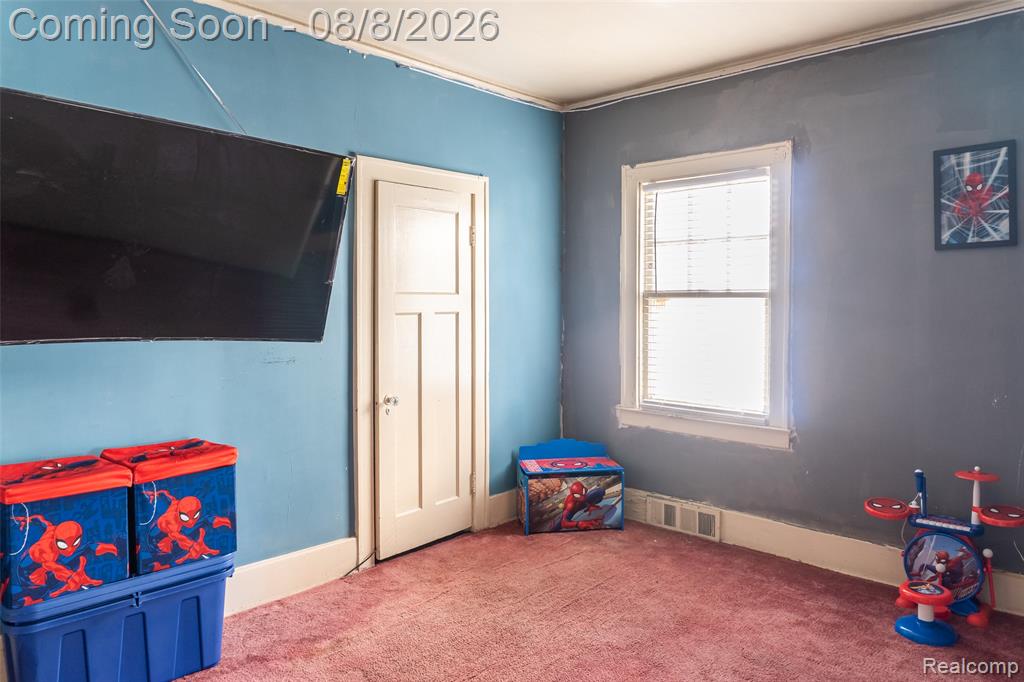 154 Moss Street Property Photo 27