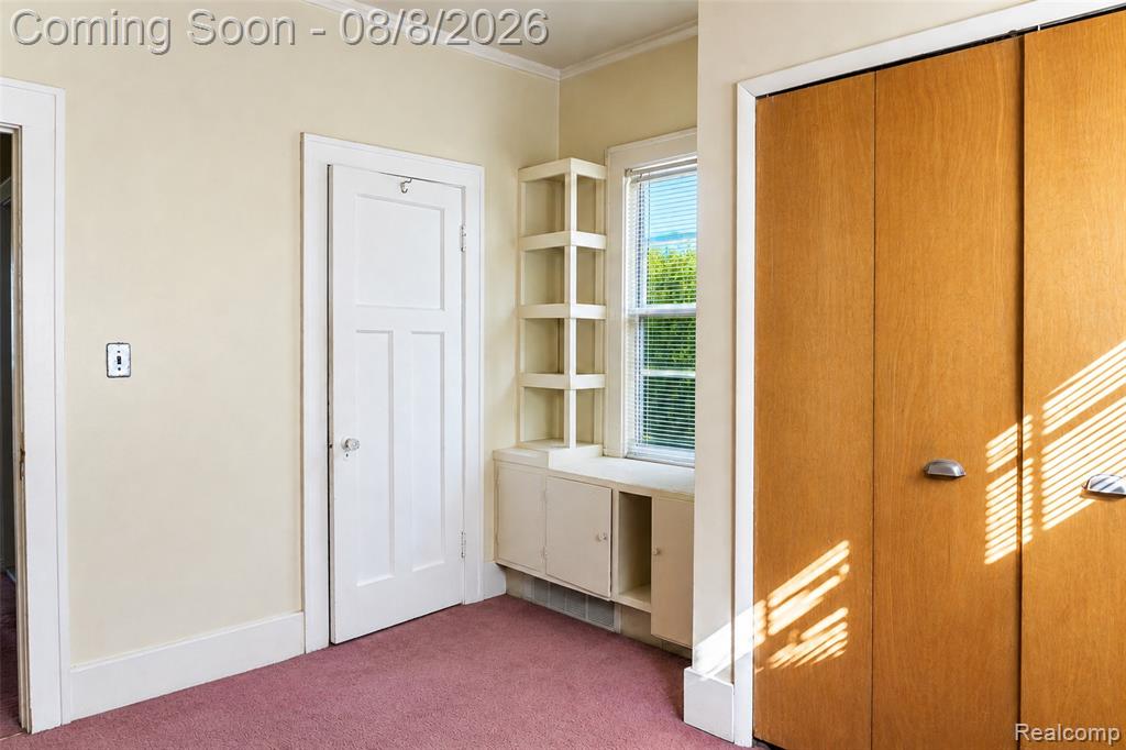 154 Moss Street Property Photo 35