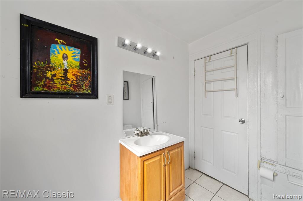 2676 W W. Grand Blvd. Boulevard Property Photo 15