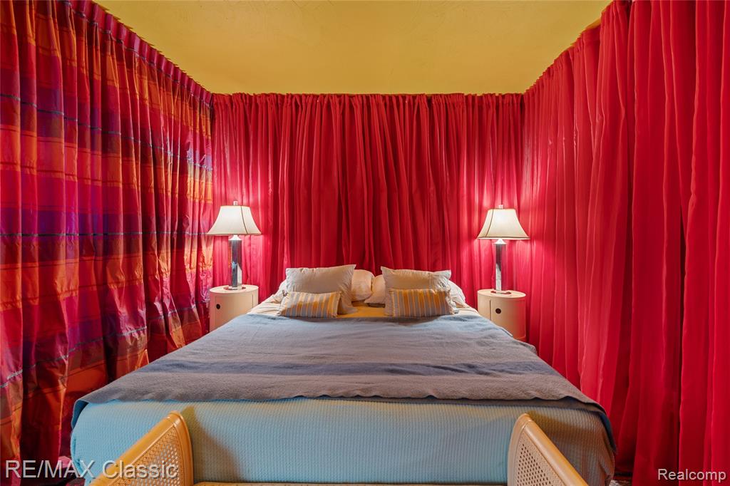 2676 W W. Grand Blvd. Boulevard Property Photo 25