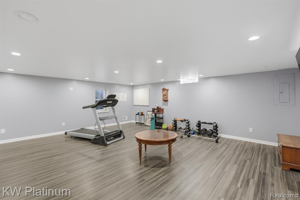 36776 Jefferson Avenue Property Photo 19
