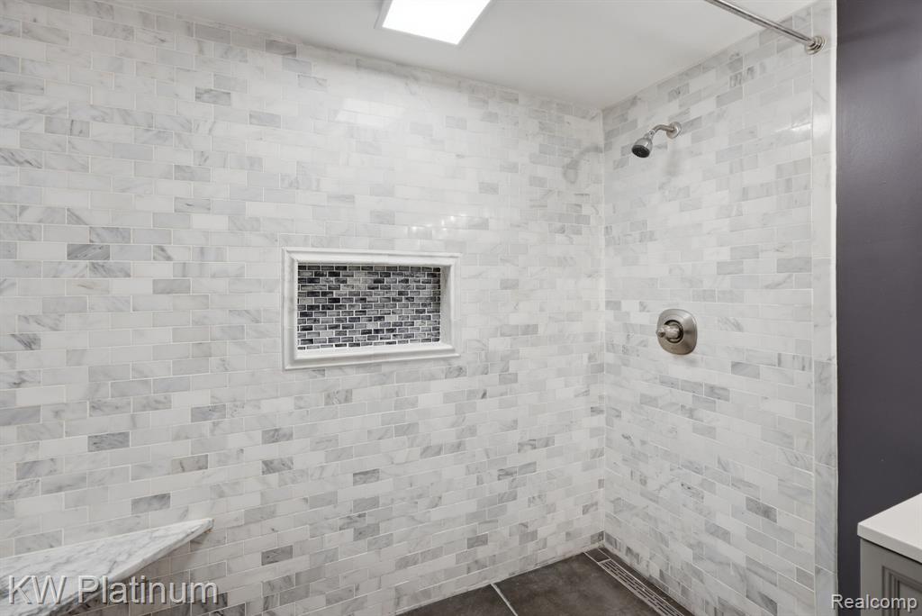 36776 Jefferson Avenue Property Photo 21