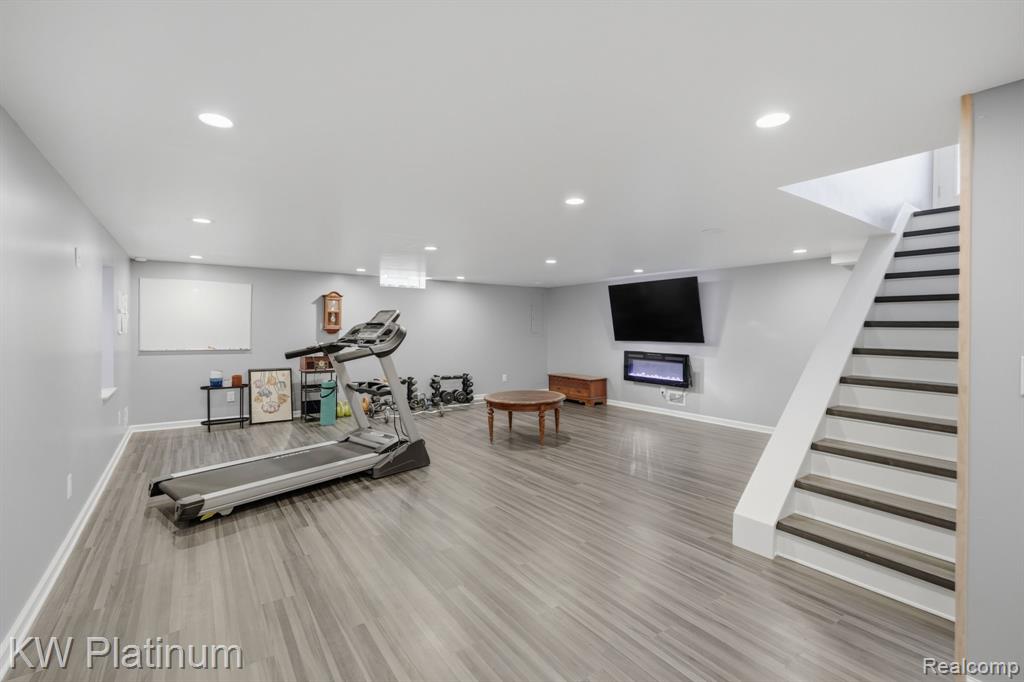 36776 Jefferson Avenue Property Photo 22