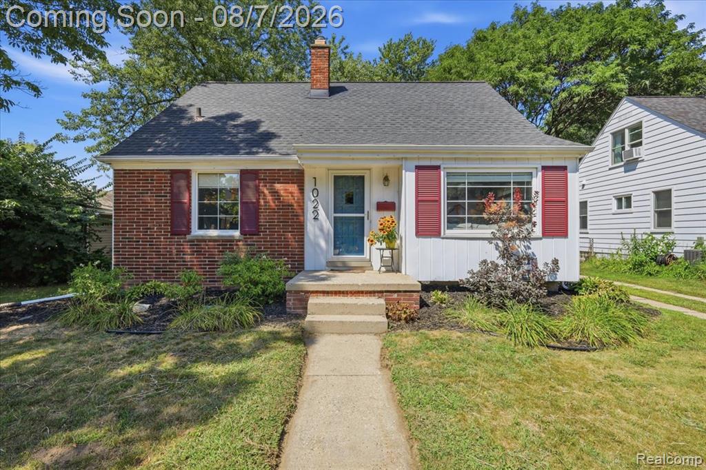 1022 Catalpa Drive Property Photo 1