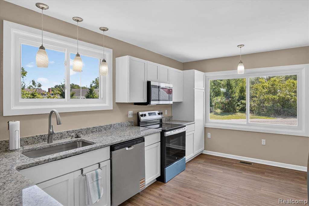 28264 Waltz Road Property Photo 10